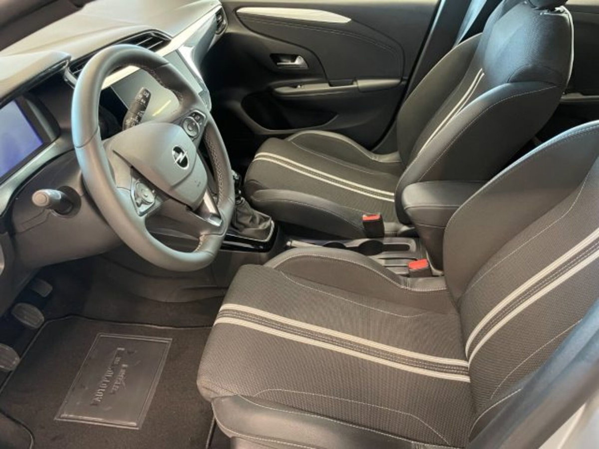 Opel Corsa 1.2 100 CV GS Line (14)
