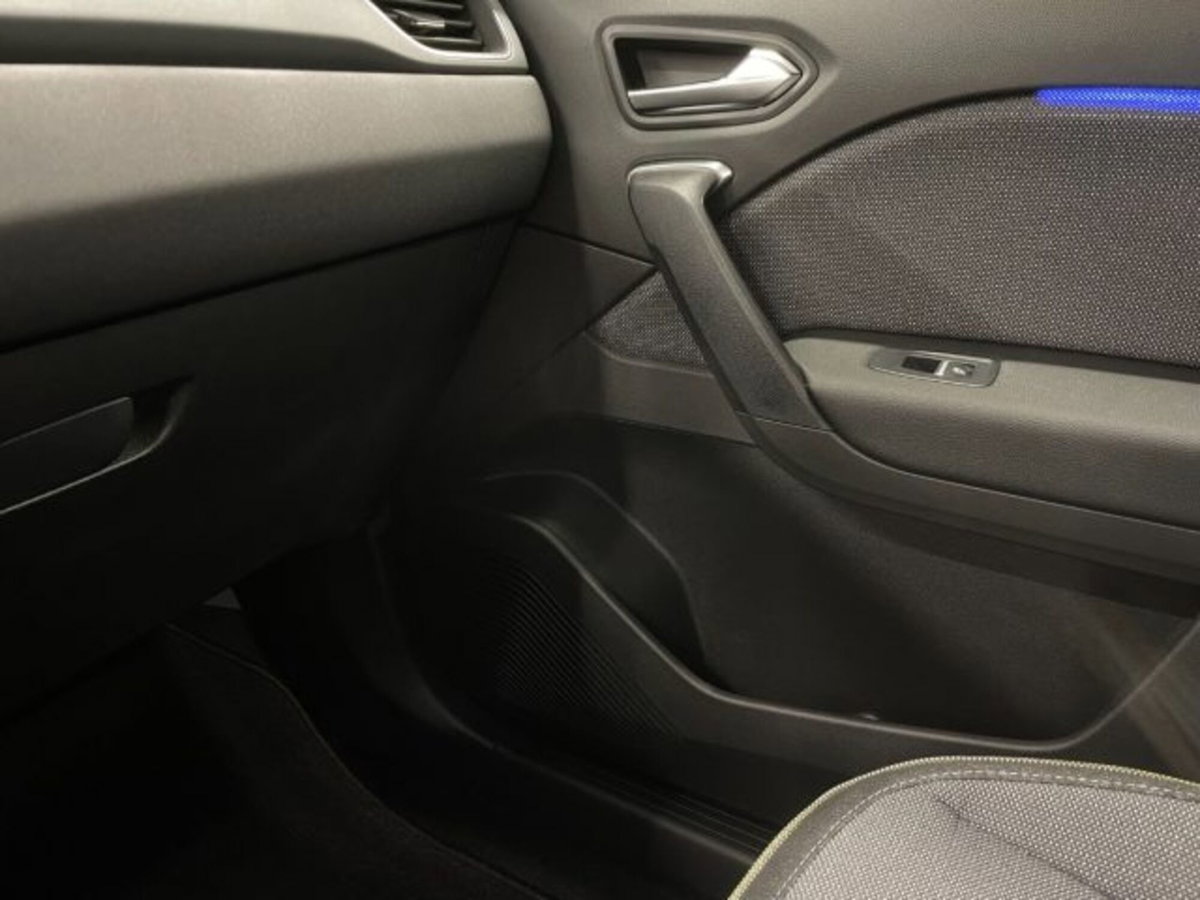 Renault Captur 1.0 eco-g Techno 100cv (10)