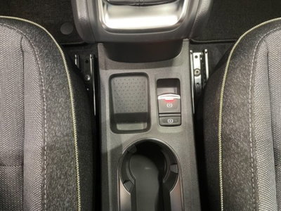 Renault Captur 1.0 eco-g Techno 100cv (12)