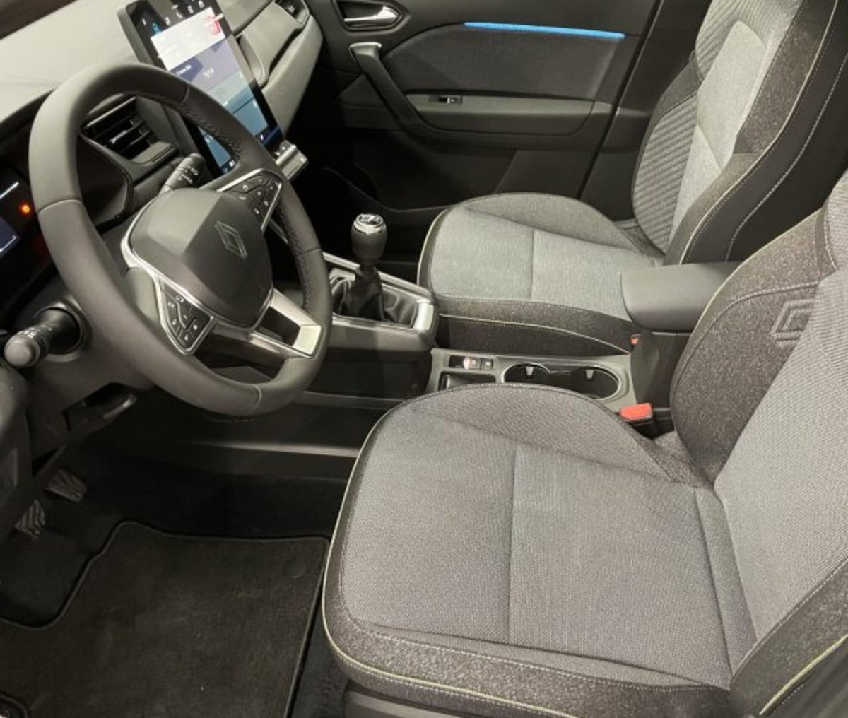 Renault Captur 1.0 eco-g Techno 100cv (5)