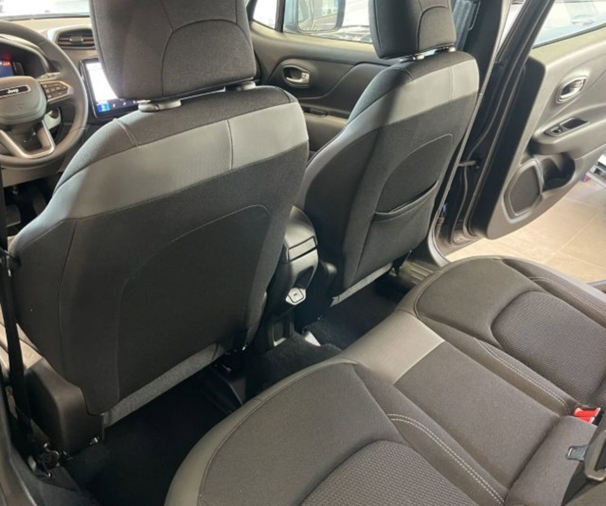 Jeep Renegade 1.5 turbo t4 mhev Summit 2wd dct (11)