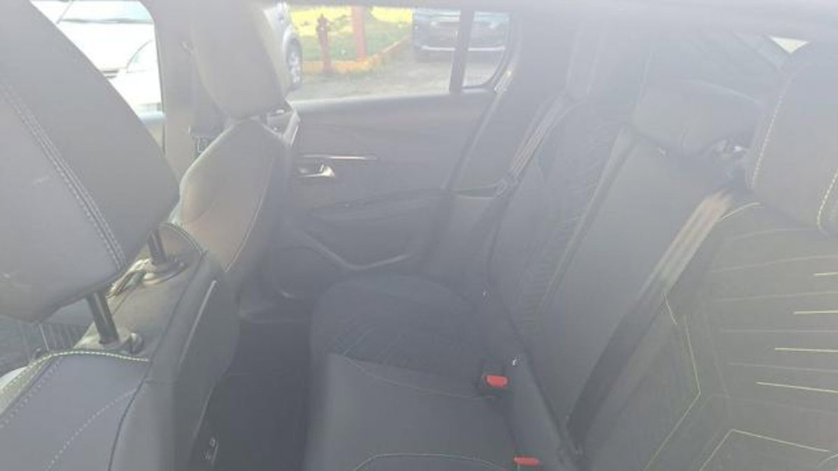 Peugeot 208 motore elettrico 136 CV 5 porte GT Line (14)
