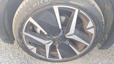 Peugeot 208 motore elettrico 136 CV 5 porte GT Line (19)