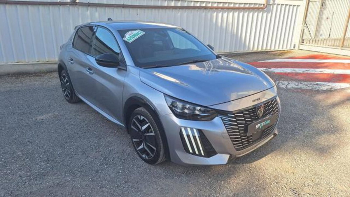 Peugeot 208 motore elettrico 136 CV 5 porte GT Line (3)