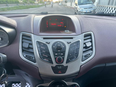 Ford Fiesta 1.4 5 porte Bz.- GPL Titanium (14)