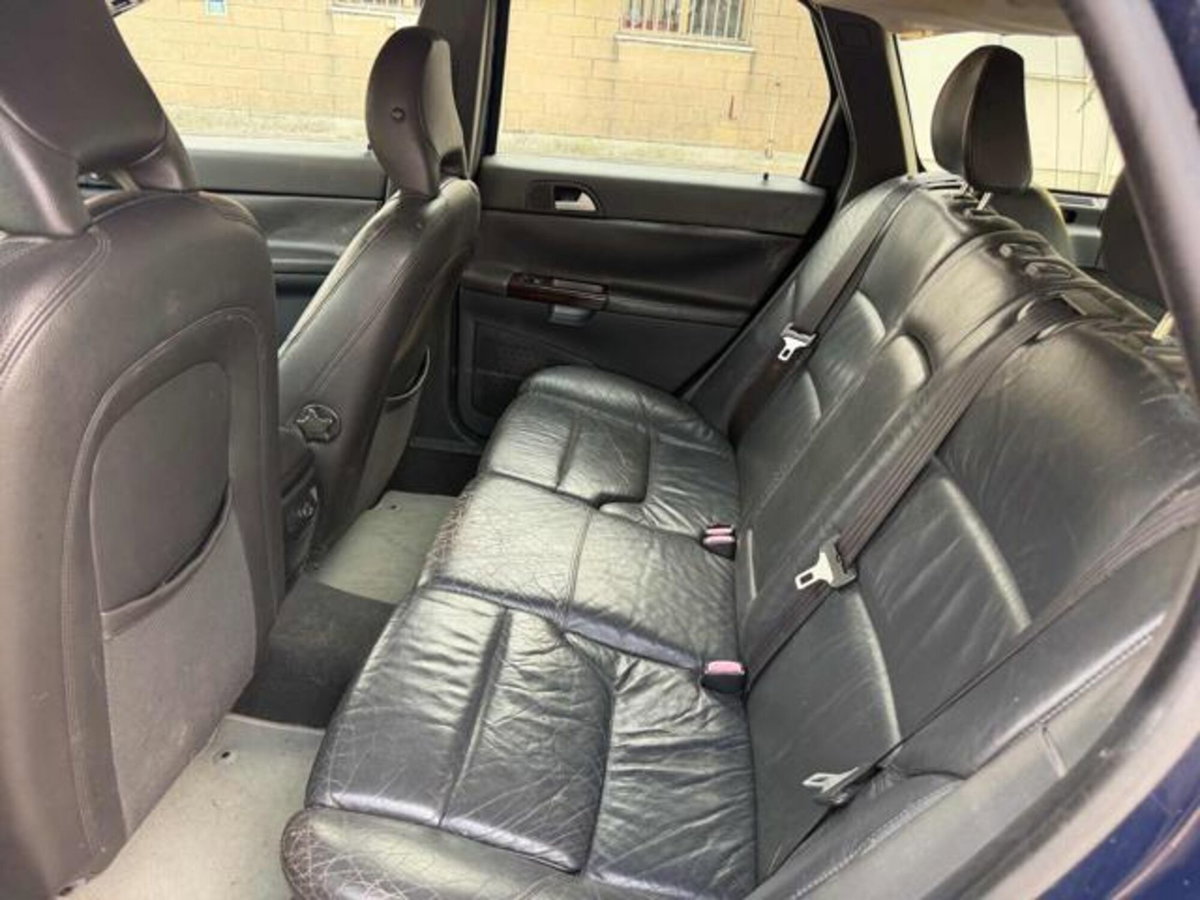 Volvo V50 2.0 D cat Kinetic (8)