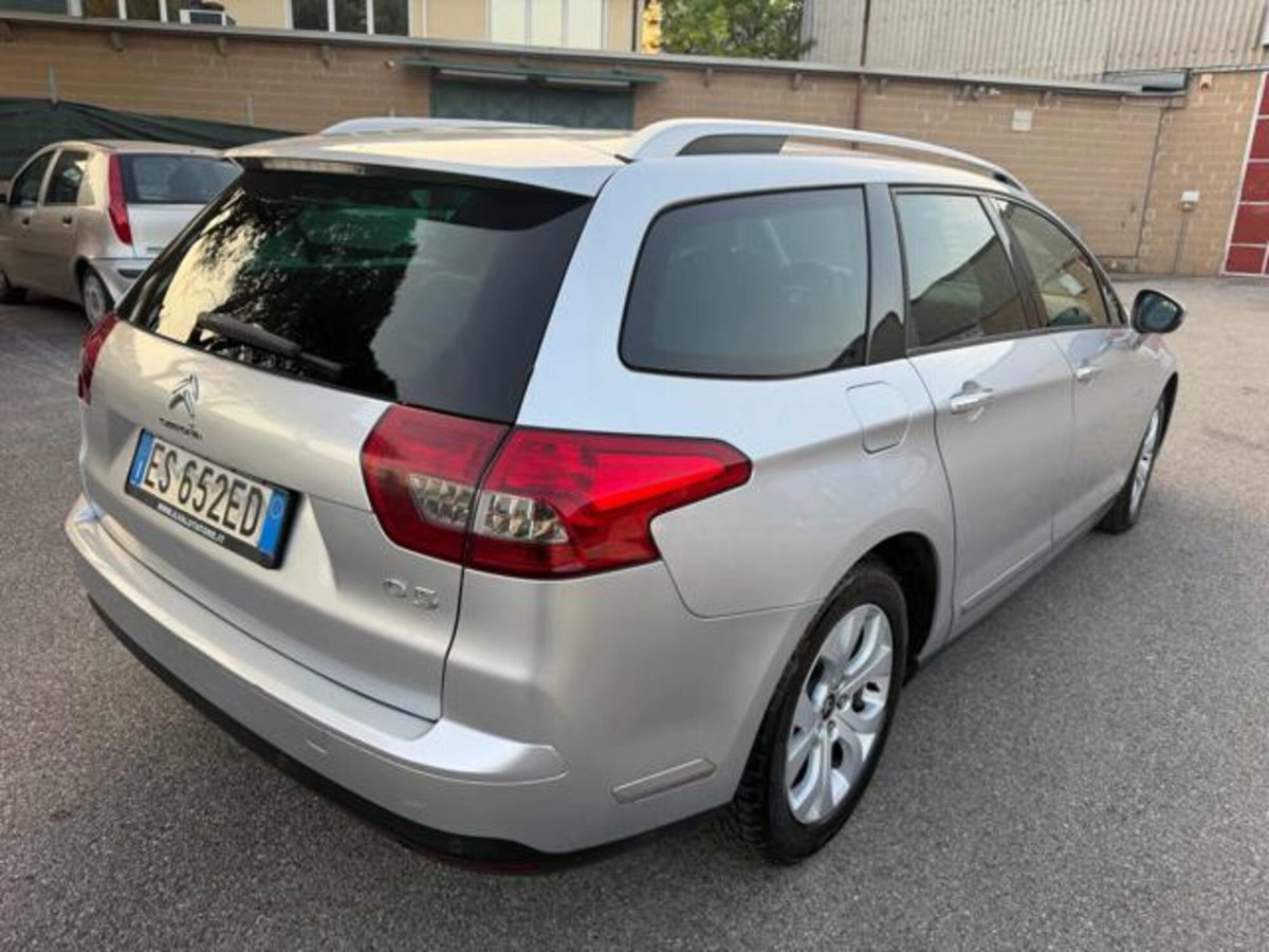 Citroen C5 Station Wagon 2.0 HDi 140 Exclusive (11)