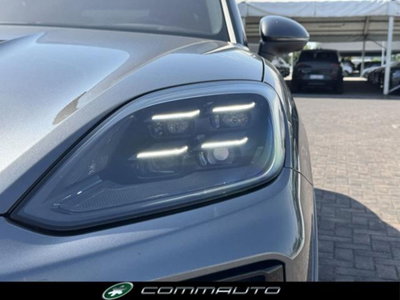 Porsche Cayenne Coupé 3.0 V6 E-Hybrid (10)