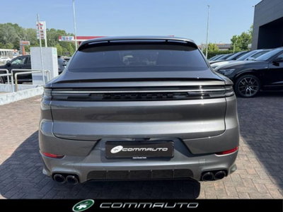 Porsche Cayenne Coupé 3.0 V6 E-Hybrid (5)