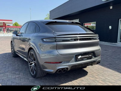 Porsche Cayenne Coupé 3.0 V6 E-Hybrid (6)