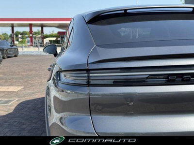 Porsche Cayenne Coupé 3.0 V6 E-Hybrid (7)