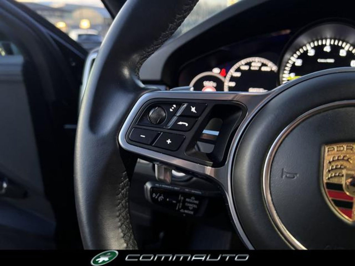 Porsche Cayenne Coupé 3.0 V6 (14)