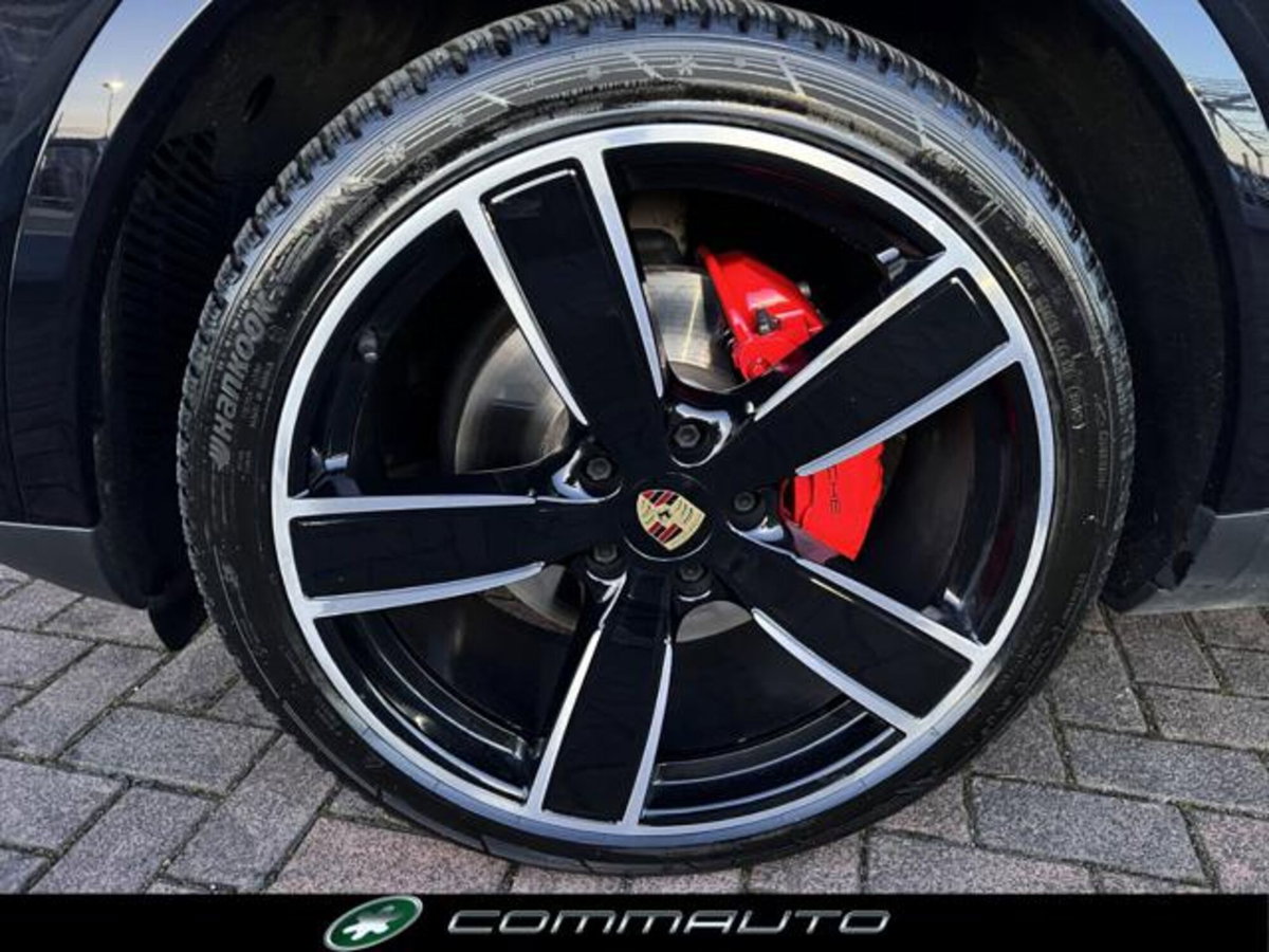 Porsche Cayenne Coupé 3.0 V6 (6)