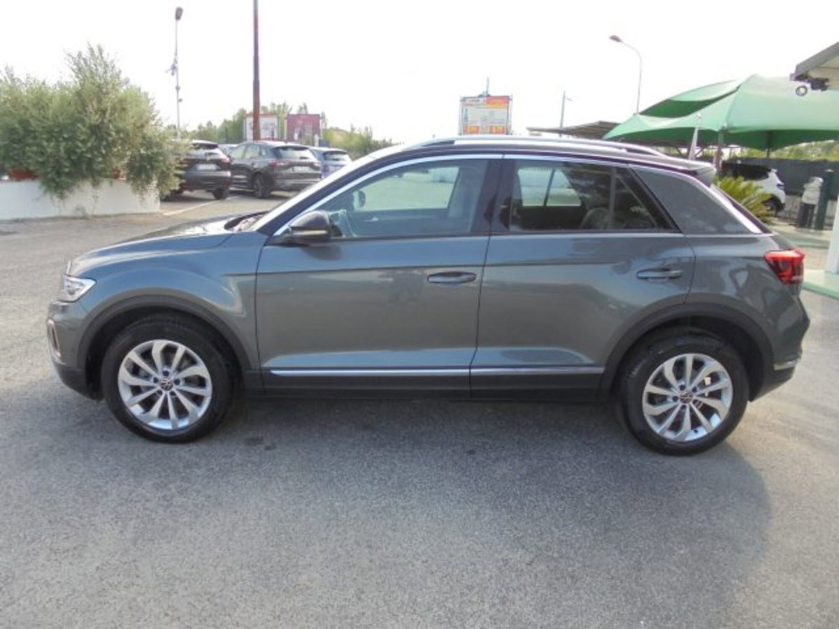 Volkswagen T-Roc 1.0 TSI Style (11)