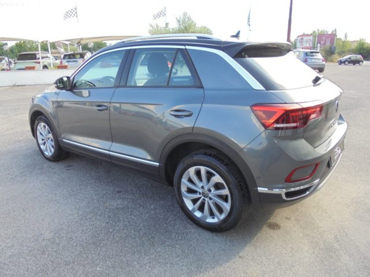 Volkswagen T-Roc 1.0 TSI Style (12)