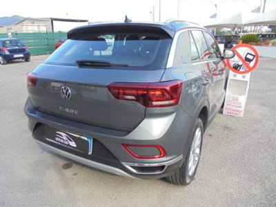 Volkswagen T-Roc 1.0 TSI Style (17)