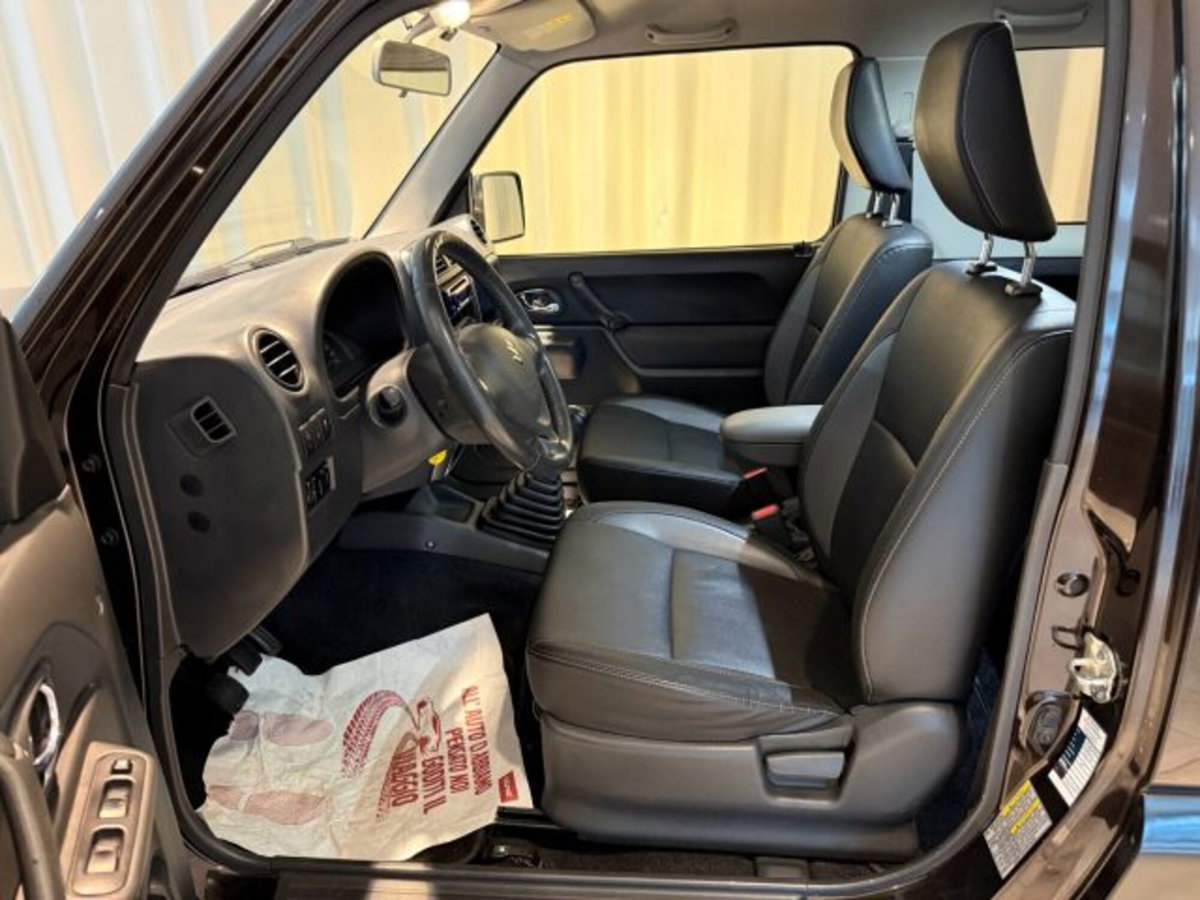 Suzuki Jimny 1.3 4WD Evolution (4)