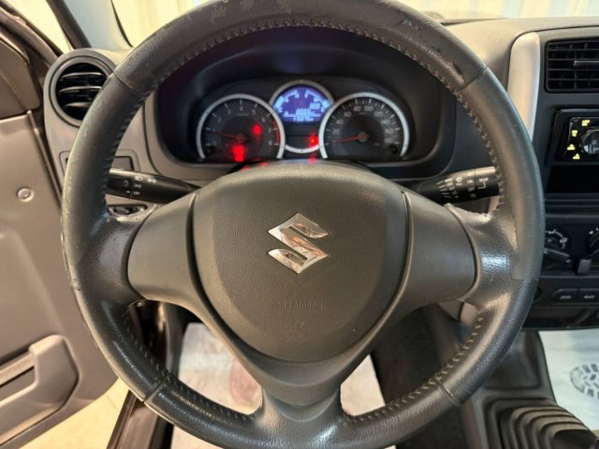 Suzuki Jimny 1.3 4WD Evolution (6)