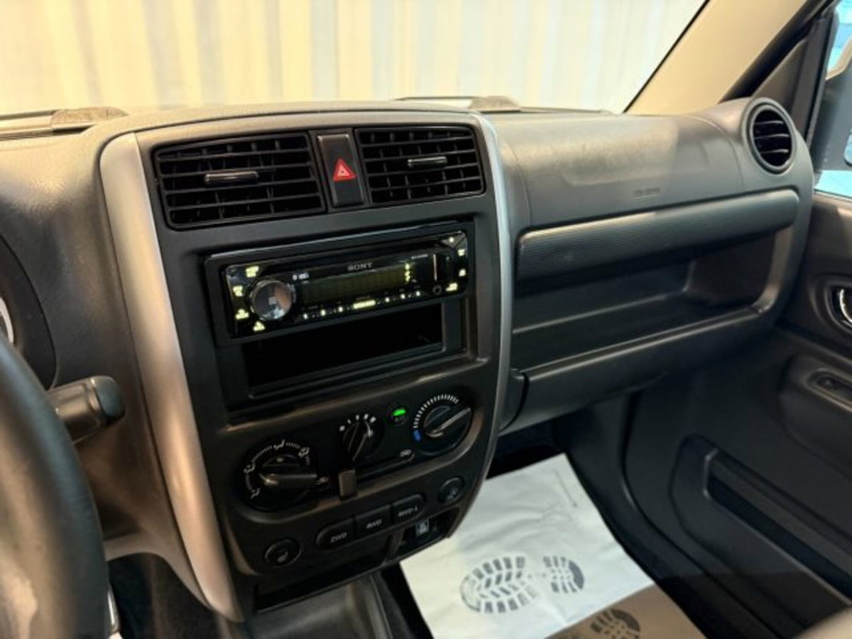 Suzuki Jimny 1.3 4WD Evolution (7)