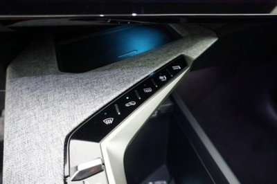 Peugeot 3008 1.2 hybrid Allure 145cv e-dcs6 (15)