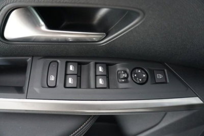 Peugeot 3008 1.2 hybrid Allure 145cv e-dcs6 (20)