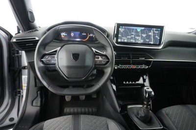 Peugeot 2008 1.2 puretech Allure s&s 100cv (8)
