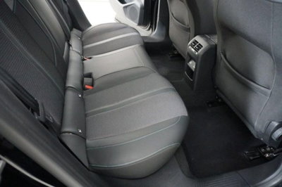 Peugeot 408 1.2 hybrid Allure 136cv e-dsc6 (11)