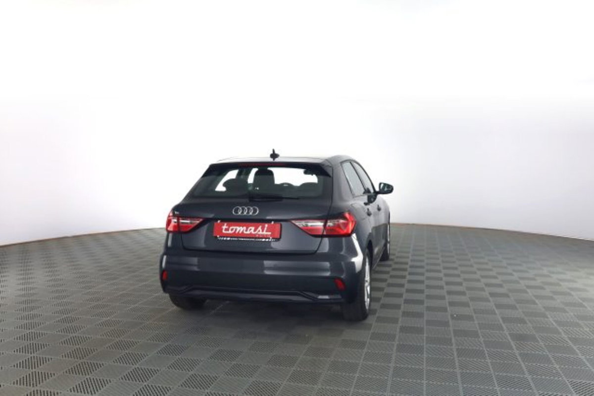 Audi A1 Sportback 25 TFSI Admired Advanced (5)