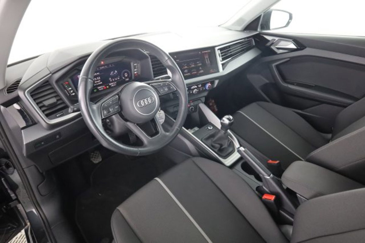 Audi A1 Sportback 25 TFSI Admired Advanced (9)