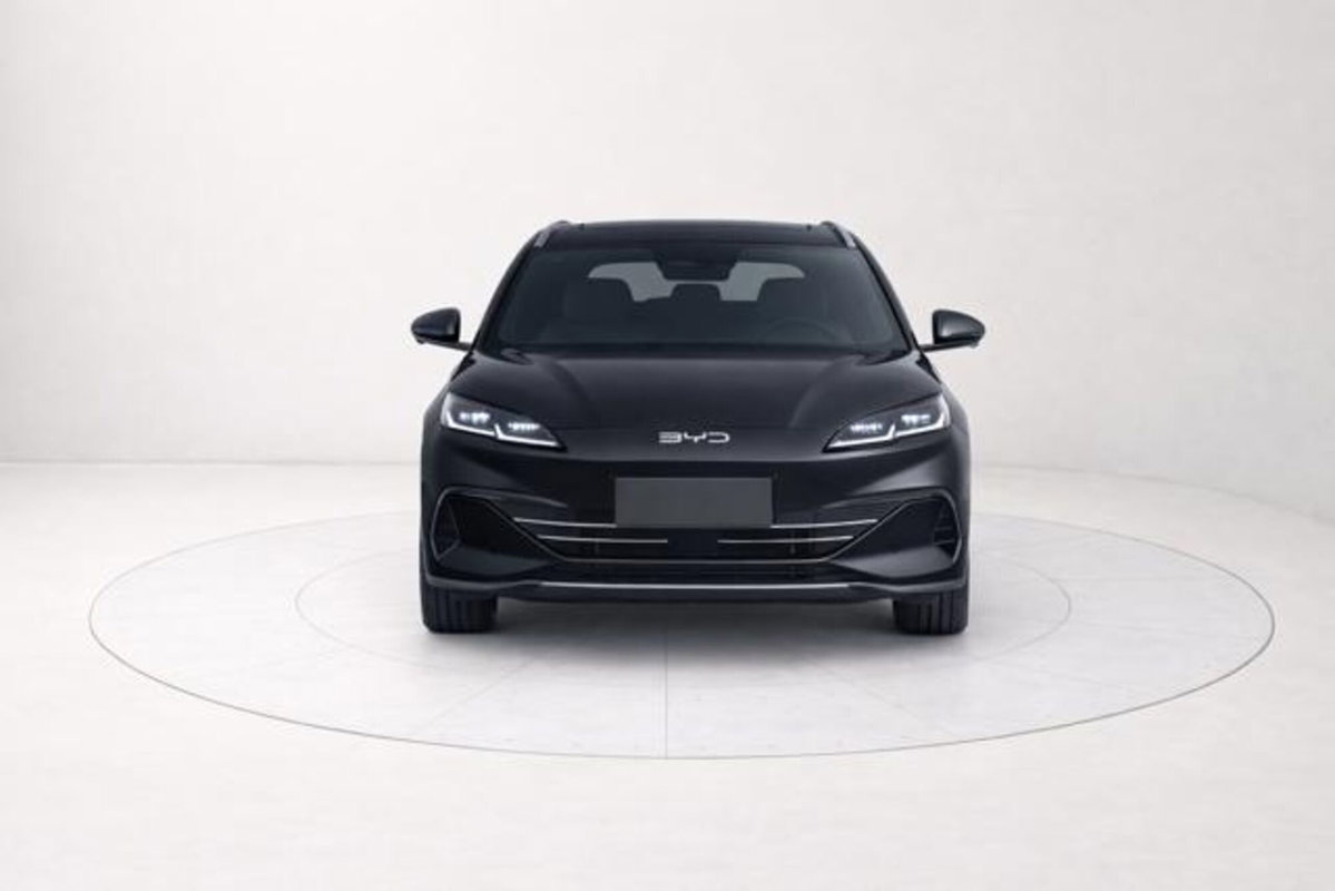 Byd Seal 6 DM-i Station Wagon 1.5 phev Comfort Lite (2)