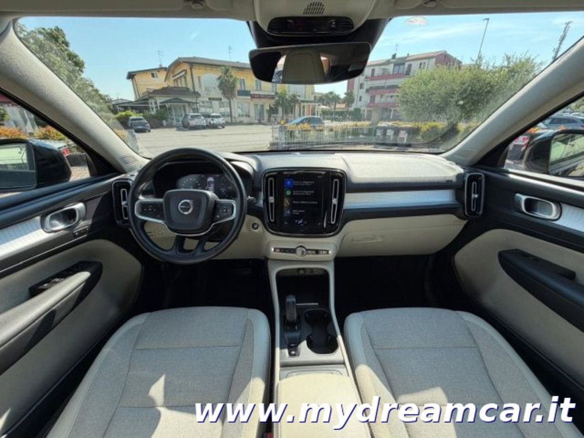 Volvo XC40 T4 AWD Geartronic Momentum (10)