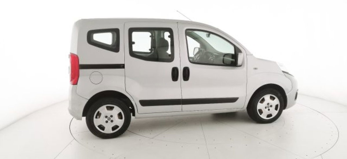 Fiat Qubo 1.3 MJT 95 CV Easy (18)