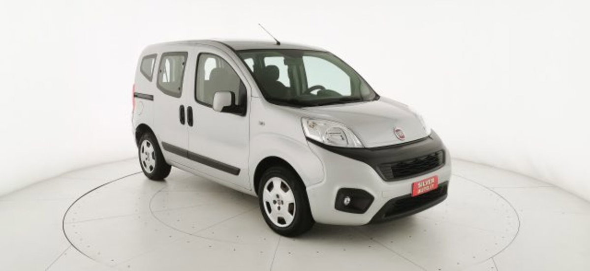 Fiat Qubo 1.3 MJT 95 CV Easy (19)