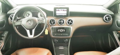 Mercedes-Benz Classe A 180 CDI Automatic Sport (9)