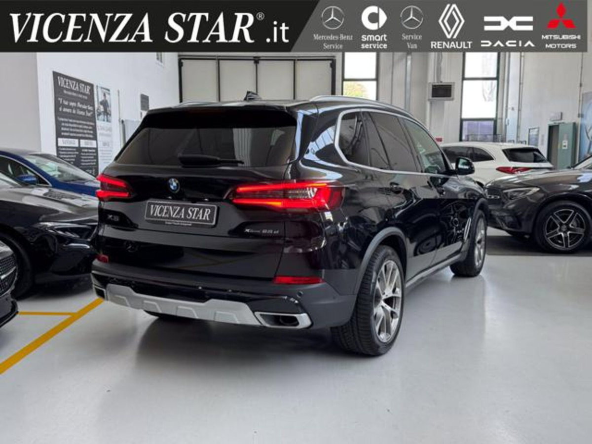 BMW X5 xDrive25d xLine (2)