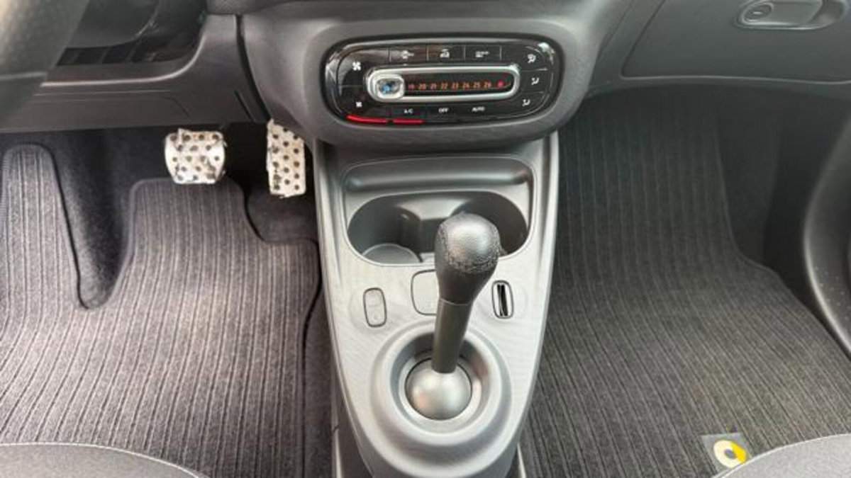 smart Fortwo 70 1.0 twinamic Urban (10)
