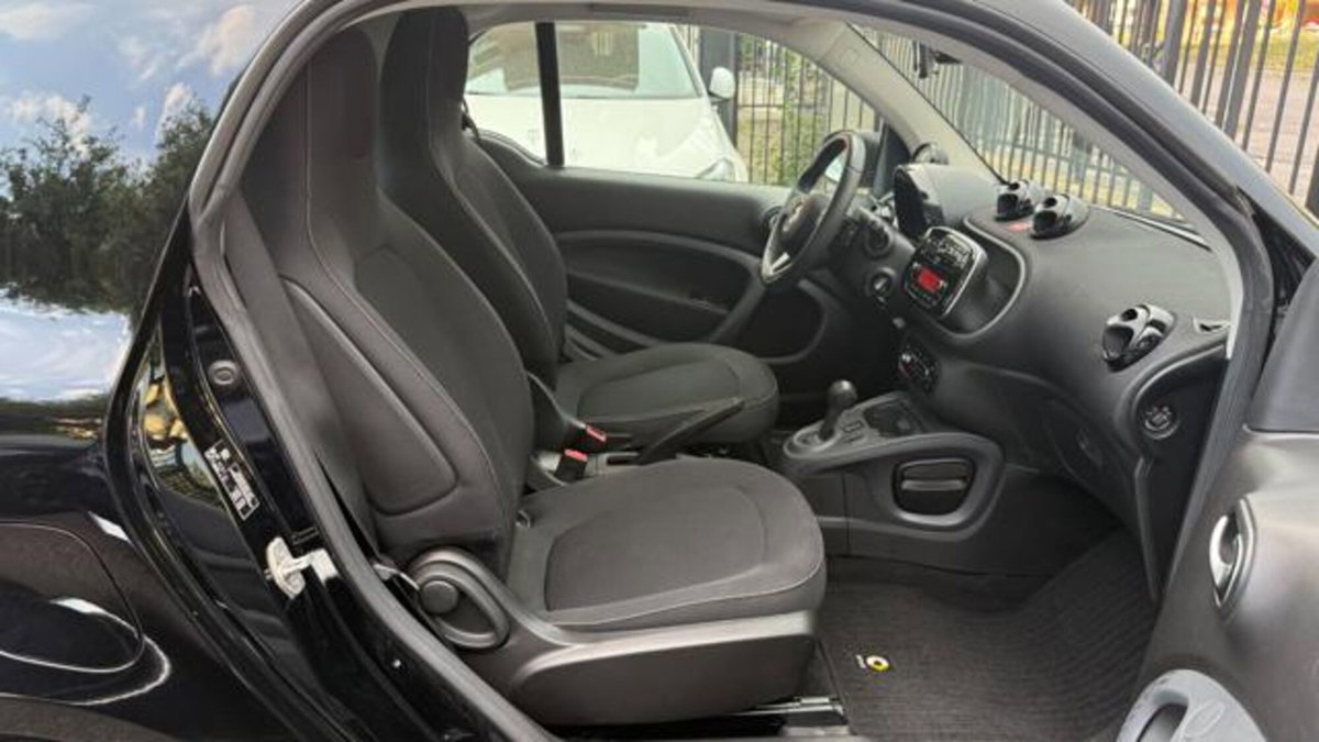 smart Fortwo 70 1.0 twinamic Urban (14)