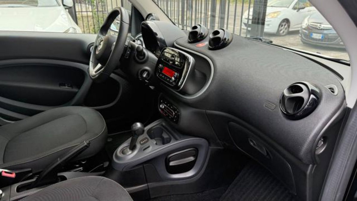 smart Fortwo 70 1.0 twinamic Urban (15)
