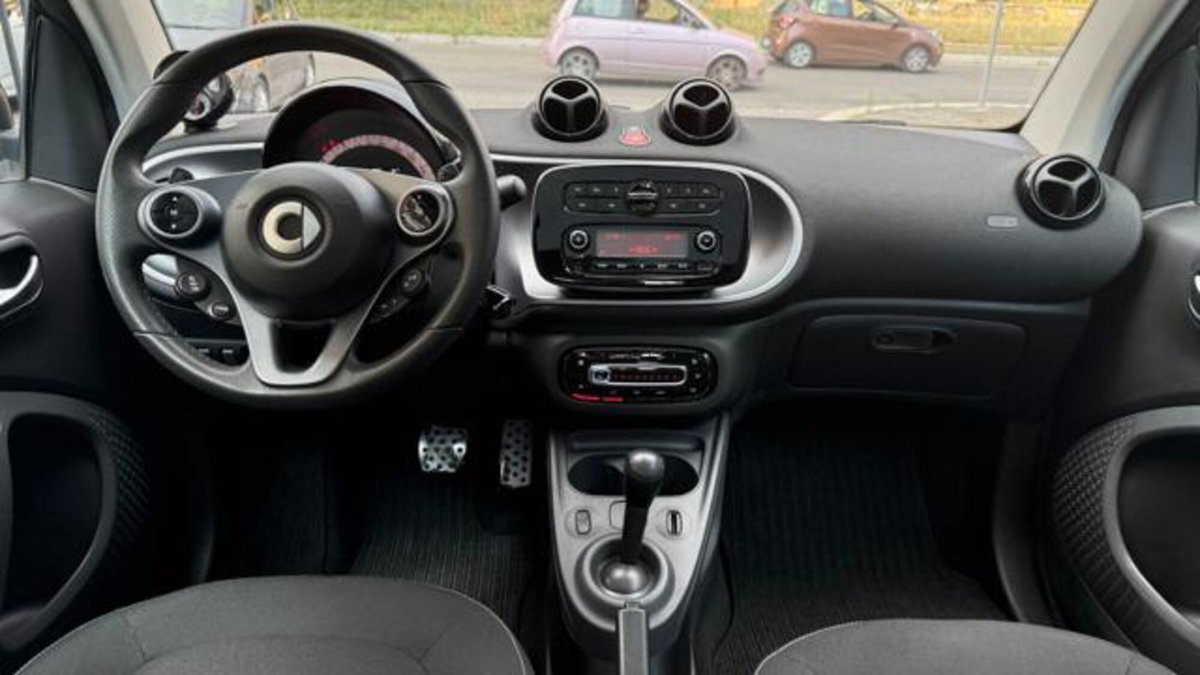 smart Fortwo 70 1.0 twinamic Urban (5)