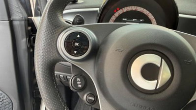 smart Fortwo 70 1.0 twinamic Urban (6)
