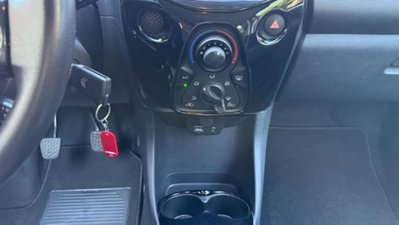 Citroen C1 C1 VTi 72 5 porte Shine (12)