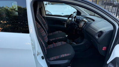 Citroen C1 C1 VTi 72 5 porte Shine (18)