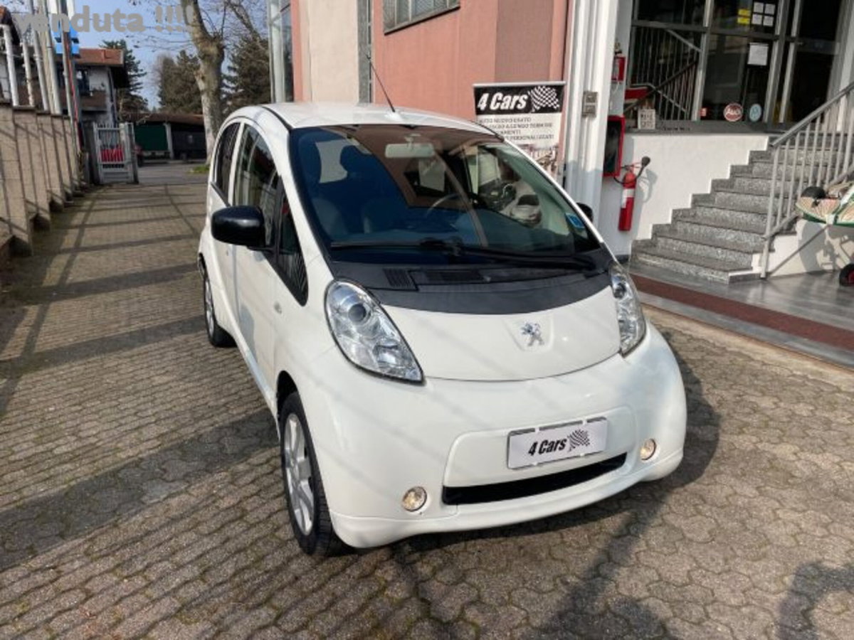 Peugeot iOn Active