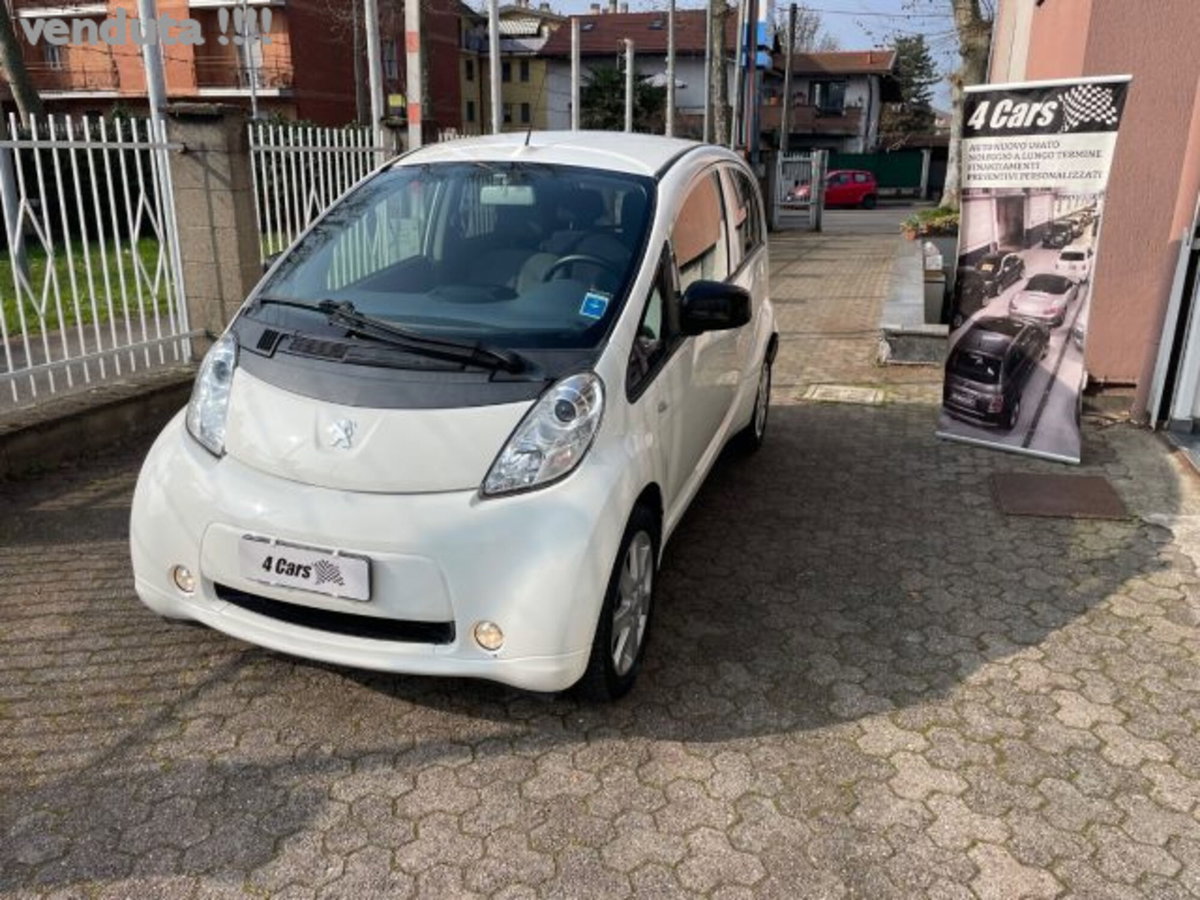Peugeot iOn Active (6)