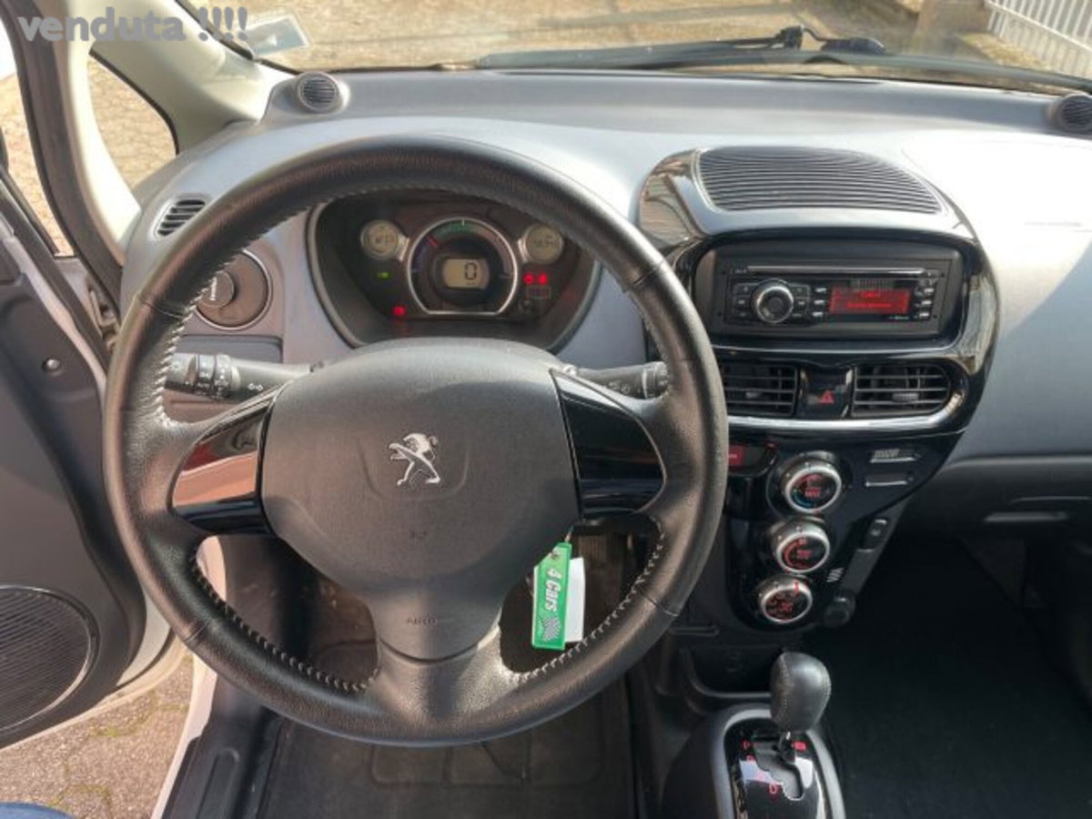 Peugeot iOn Active (9)