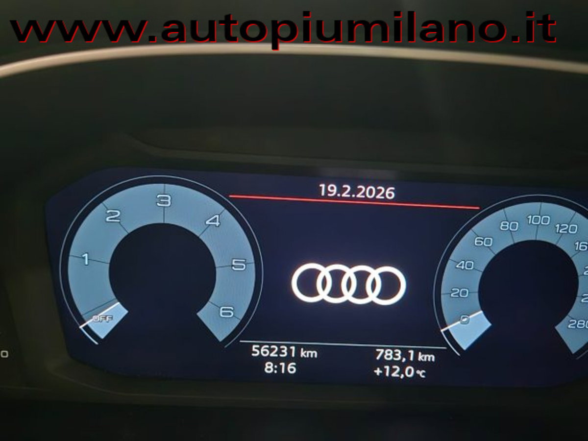 Audi Q3 35 TDI quattro S tronic Business Advanced (17)