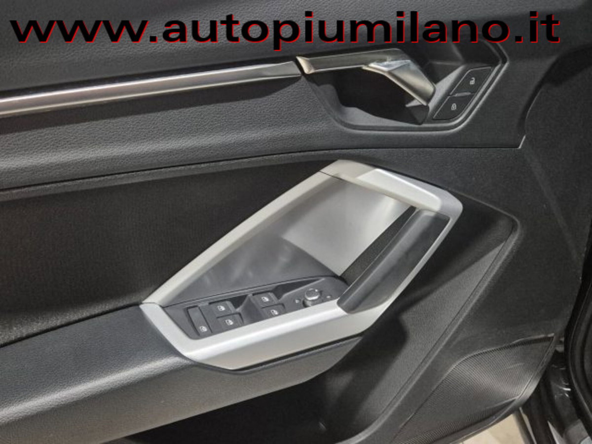 Audi Q3 35 TDI quattro S tronic Business Advanced (19)