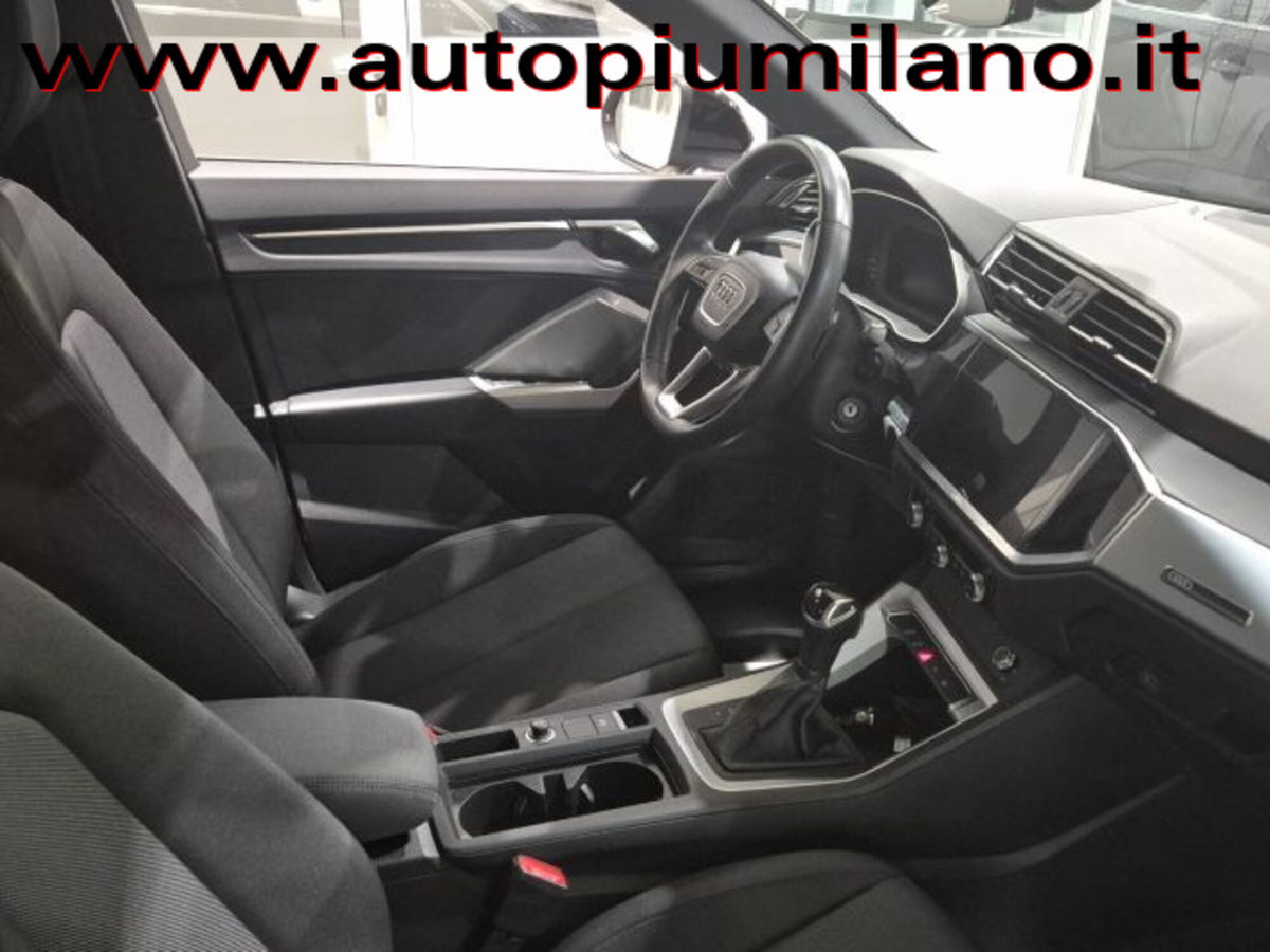 Audi Q3 35 TDI quattro S tronic Business Advanced (6)