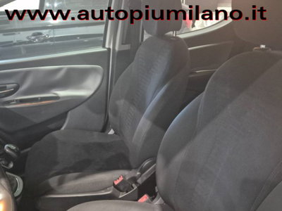 Lancia Ypsilon 1.2 69 CV 5 porte Elle (8)