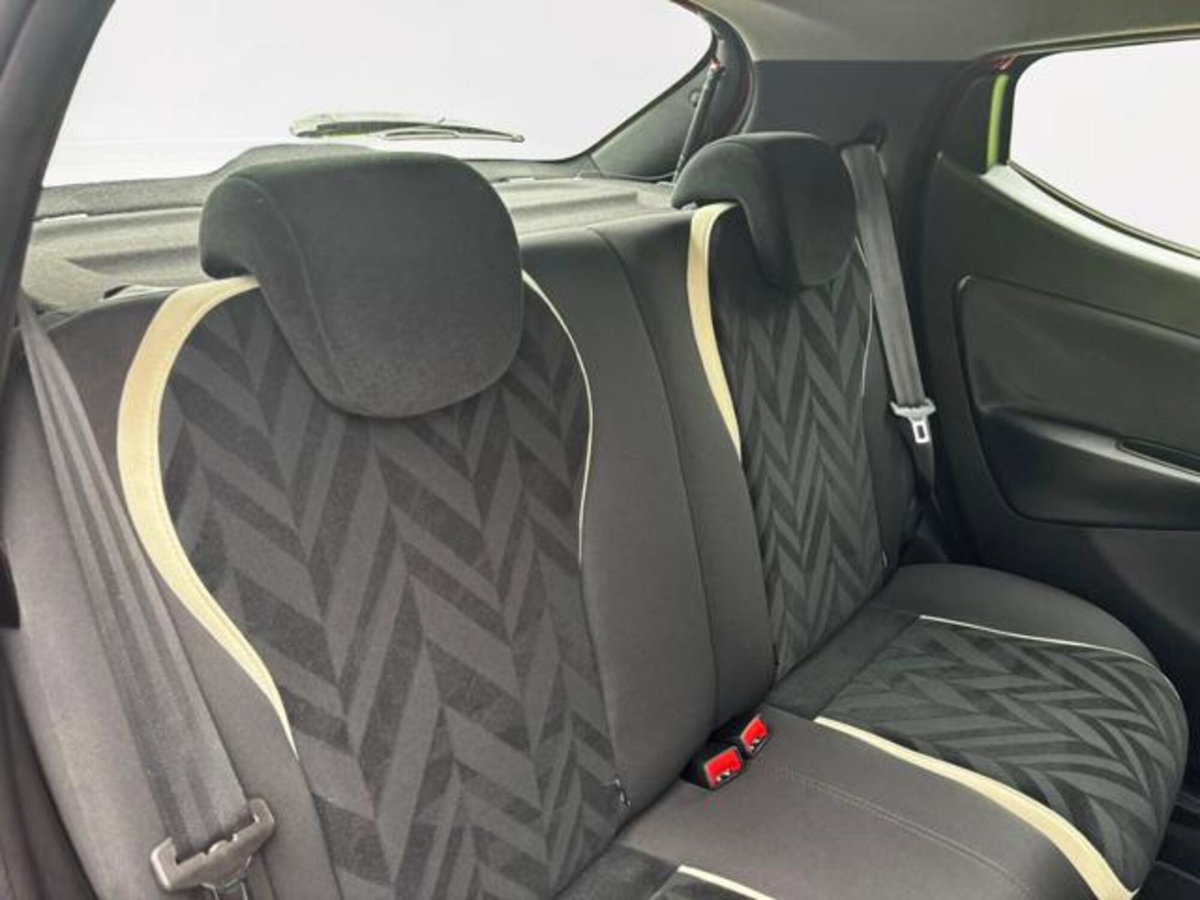 Lancia Ypsilon 1.3 MJT 16V 95 CV 5 porte S&S Gold (15)